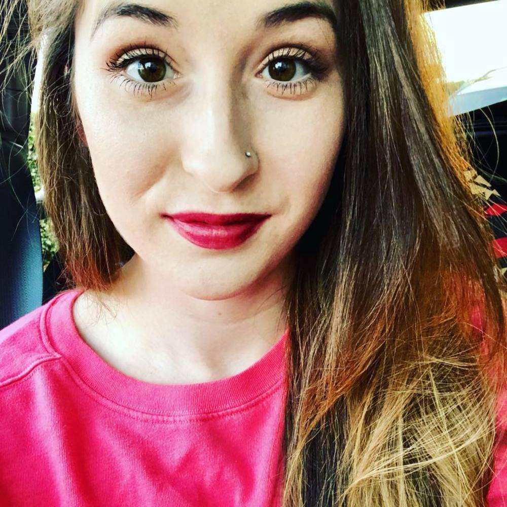 Meet your Posher, Nikki